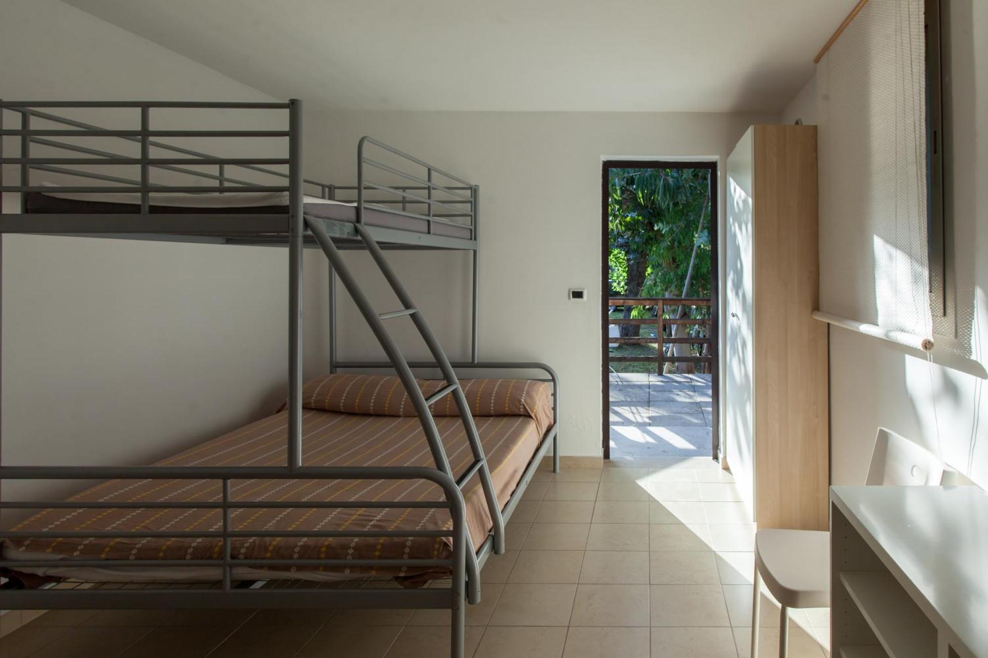 Camping & Residence Il Pioppeto فاستو المظهر الخارجي الصورة